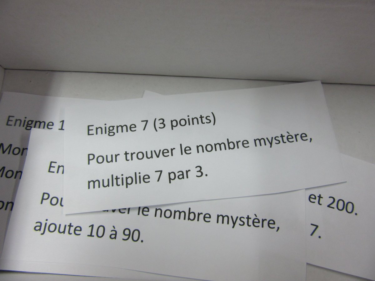 #SemaineDesMaths2019 #9720163v Au CE2, nous avons joué au jeu des énigmes. L'objectif était de résoudre le maximum d'énigmes en un temps donné. <a href="/CircoFdF1/">Circo FORTdeFRANCE 1</a> <a href="/acmartinique/">Académie de Martinique</a>