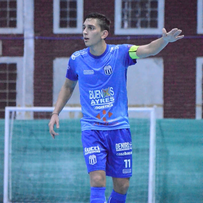 gevsfutsal's tweet photo. #1radiv #imagenes fecha 1 @afa @GEVSFUTSAL 2 #Pacificofutsal 6 #hayrevancha #estorecienempieza #vamosLOBO 🐺💪 https://t.co/cQIXakXwdG
