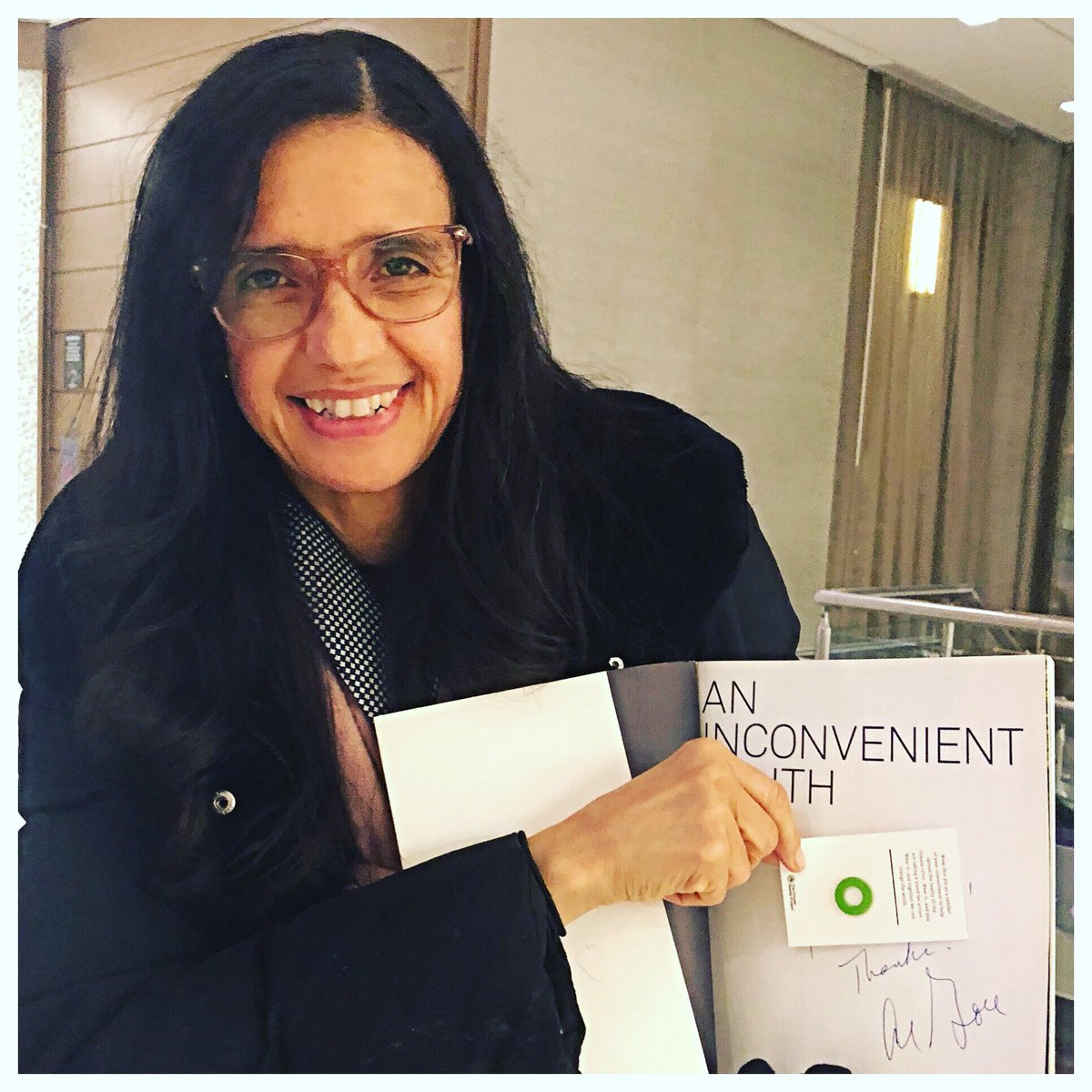 VickyPinkPhotography tweet media