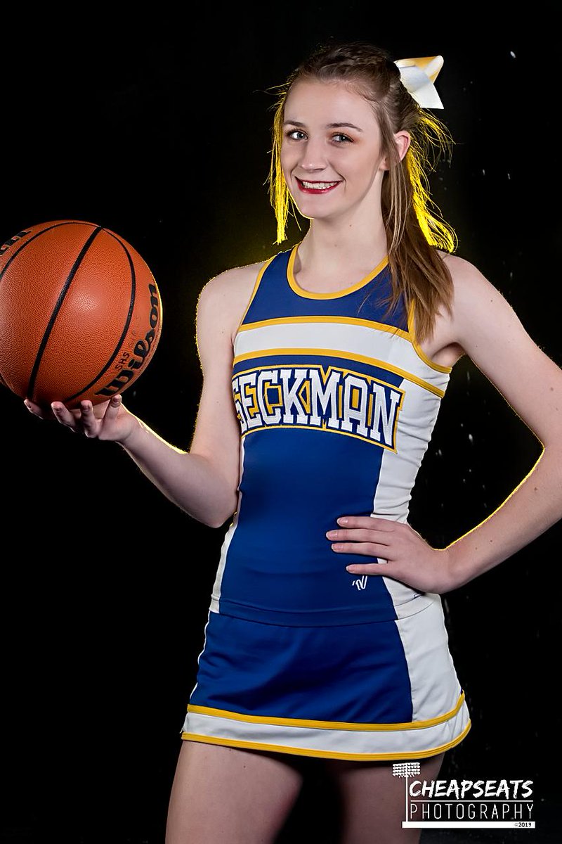 CheapSeatsPhoto's tweet photo. @SHSJaguarElite @supersuits2019 @SeckmanHigh @JaguarAthletics  Basketball Cheer individual pics are up! @montana_7soccer 😎📣🏀
Link: https://t.co/TGOiefvjRv
#TellMomAndDad #SpreadTheWord #OrderTons! 😂 https://t.co/MMQDyTZhGh