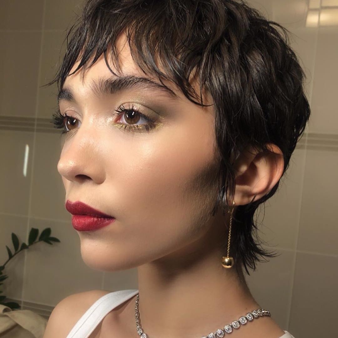 cuteanddamagcd's tweet photo. So um... she went to cut her hair and this happened. https://t.co/35Xj4b3zby