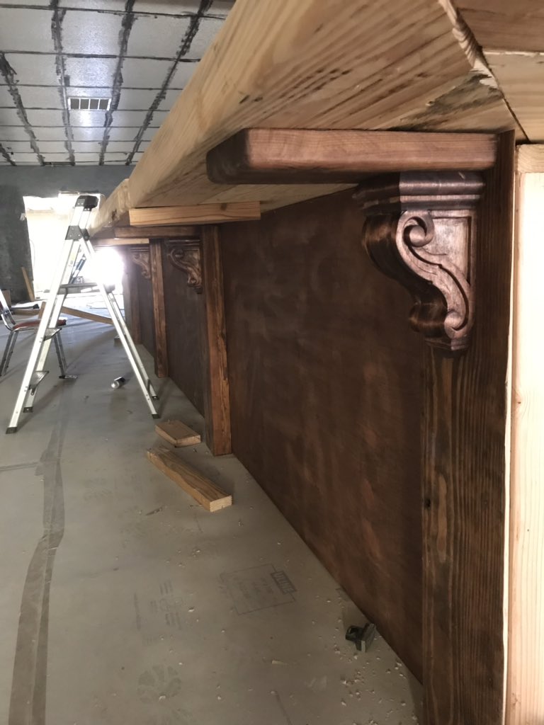 braden_9's tweet photo. 4 long days and a solid group of willing hands made this spring break project with my uncle possible. We’ve got a long way to go, but Fredericksburg’s newest bar is off to a good start. https://t.co/7YBZ5KGO08