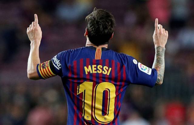 Andrea_Bevia's tweet photo. Otro día más, nos rendimos a tus pies!! 
Gracias por hacer el fútbol tan bonito.
#Messi #Increible #ElMejorJugadorDelMundo
#FCBarcelona #SumaYSigue https://t.co/fh85YCawlA