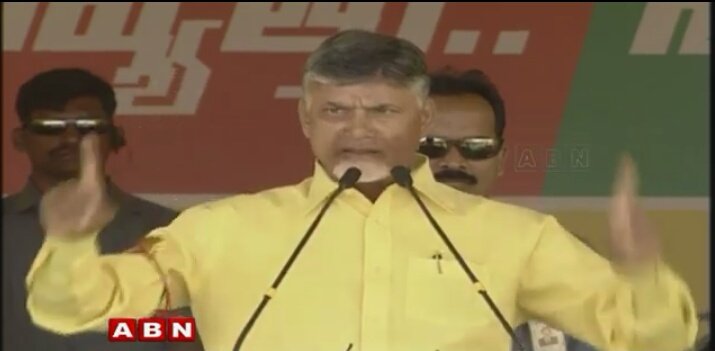 BujjiSiri6's tweet image. దేశంలో ఏ రాష్ట్రం కూడా ఆంధ్రప్రదేశ్ లాగ ఇంత త్వరితగతిన అభివృద్ధి చెందిన రాష్ట్రం అనేది లేదు........
ఇంత త్వరగా ఆంధ్రప్రదేశ్ అభివృద్ధి చెందింది అంటే అది యొక్క కృషి పట్టుదల వల్లనే......
#TDPMission150 #YourFutureMyResponsibility #MeeBhavishyattuNaaBadhyata