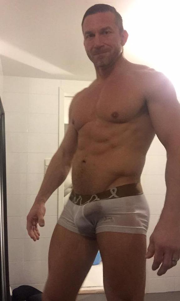 GayMenBoys1's tweet photo. https://t.co/8FE2wdO7AG