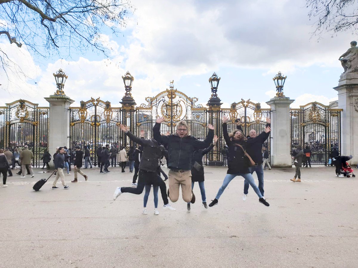 Srclbs's tweet photo. What a great weekend in London with the Sourcelabs team and partners! It was a blast! Till next time! https://t.co/pNGH9iVfKM