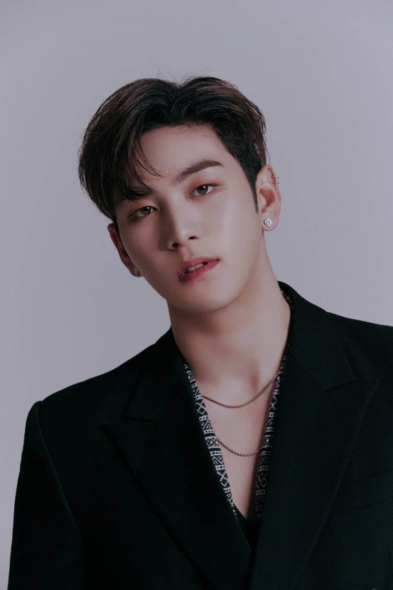 บีนี่ควอนครับแม่ ᯅ̈ tweet media