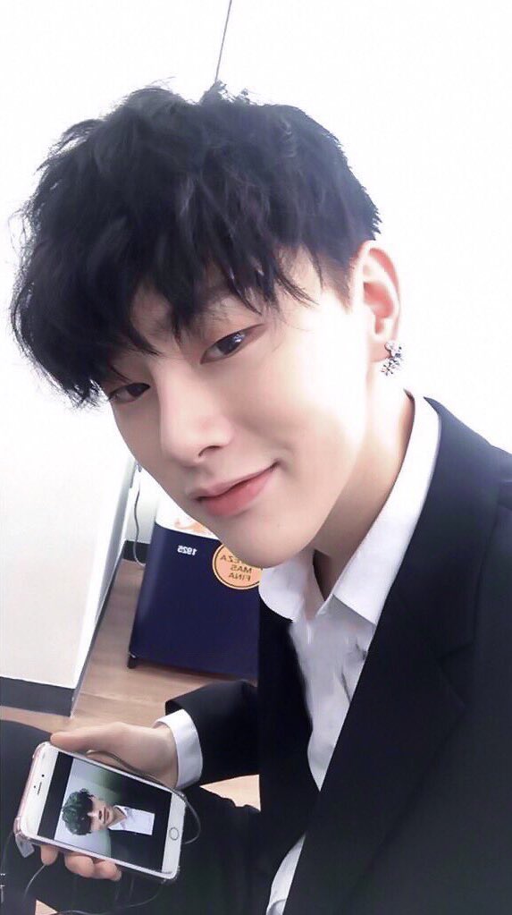 บีนี่ควอนครับแม่ ᯅ̈ tweet media