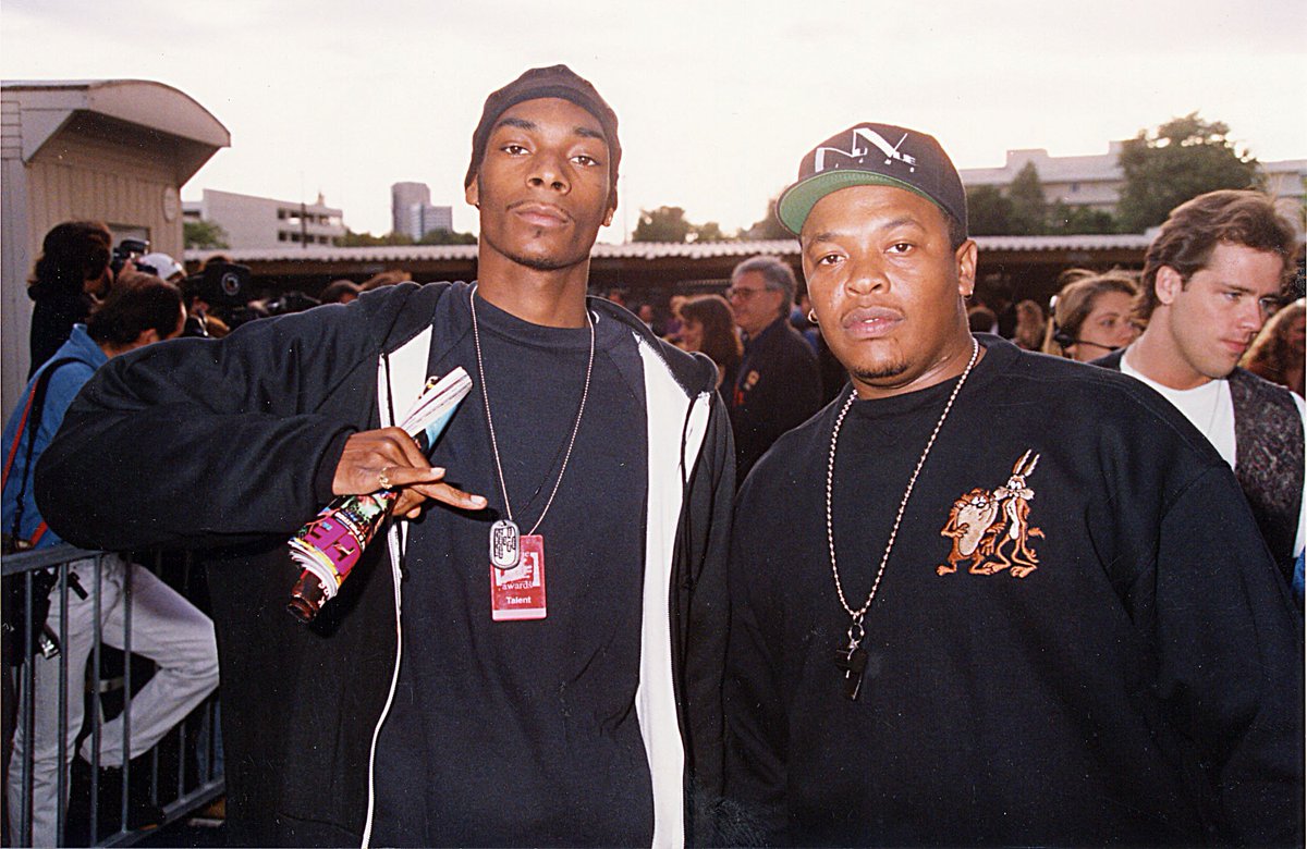 Снуп дог и доктор дре. Снуп дог и доктор дре. Слушать снуп дог доктор дре. Snoop dogg still. Слушать снуп дог доктор дре.