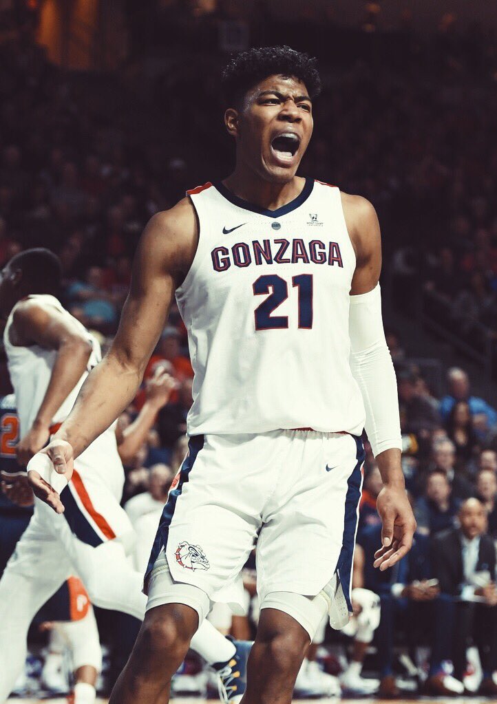 BleacherReport's tweet photo. Who will lead their team to the promise land this year and cut down the net? https://t.co/xqDCTf4aeU