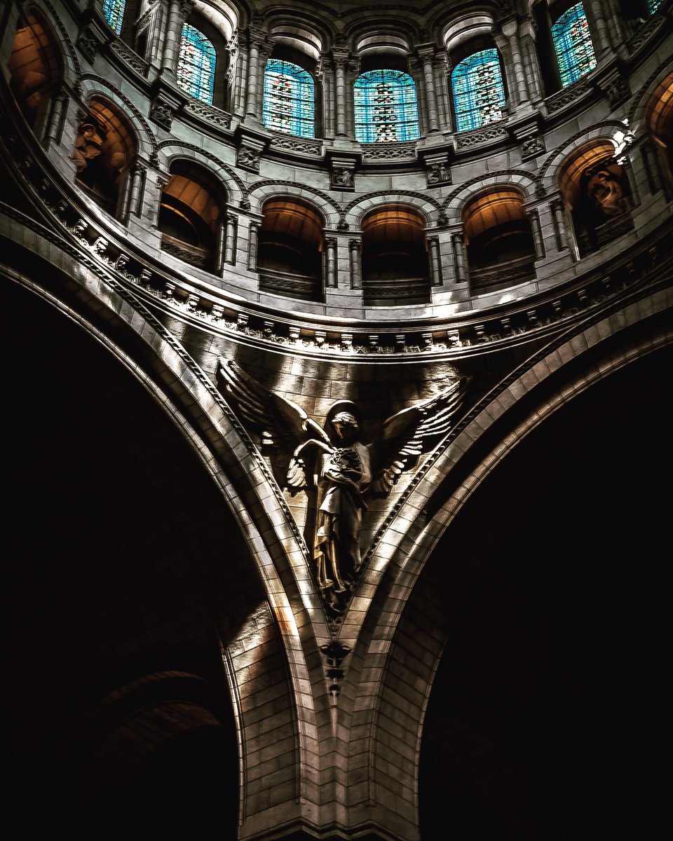 _epectacular's tweet photo. “Sacre Coeur, Paris” #paris #church #france #building #buildings #architecture #architecturephotography #angel #light #contrast #indoor #travel #travelphotography #amazing #photo #photography #photooftheday #tumirada https://t.co/edm1aJ0cGt