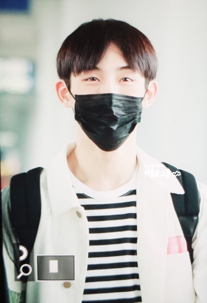 SummerDream1028's tweet photo. 190318
🤗

#윈윈 #董思成 #ウィンウィン  #winwin #WayV ＃WeiShenV ＃威神V https://t.co/4Qf0EVQPXB
