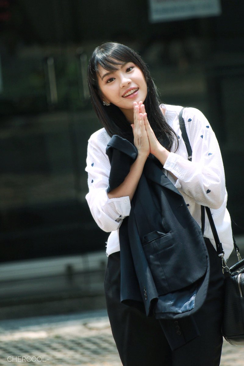chercool_'s tweet photo. คุณเฌอ ลุคนี้ละลาย  #CherprangBNK48 #bnk48 https://t.co/x7mFKghsM7