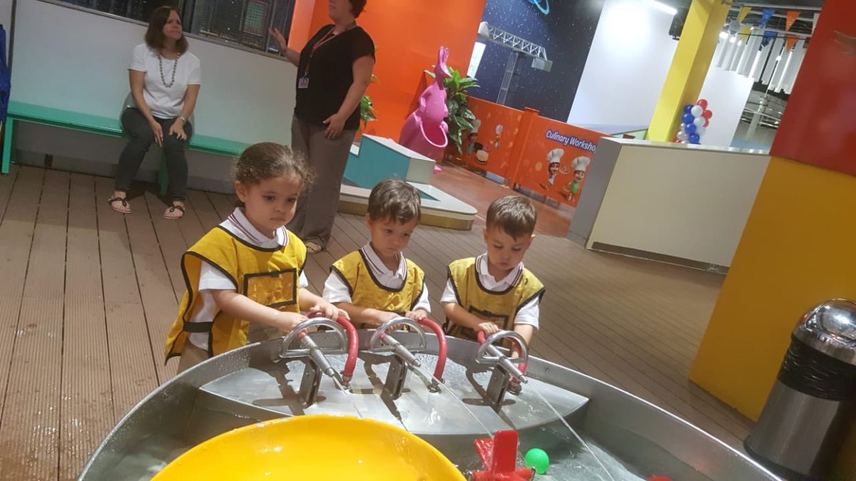 VHPS_FS1's tweet photo. FS1 Yellow had a fantastic time yesterday at little explorers! #vhpsthelittlethings #vhpsfs1 #littleexplorers https://t.co/1N37UkM1ws