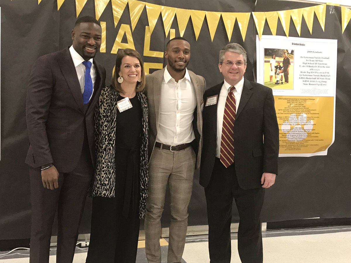 Honored to be inducted to the 2019 <a href="/FCHSTigers/">FCHS Tigers</a> Hall of Fame along with Tracey King Schaller, <a href="/BrandonBoykin2/">Brandon Boykin</a>, <a href="/MattDaniels_/">Matt</a>