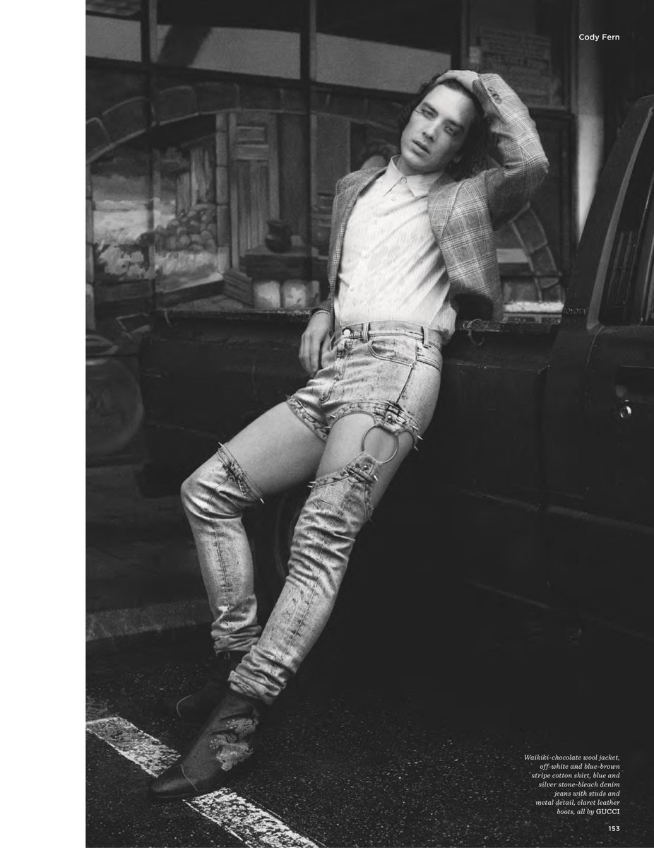 #SeductiveSunday 

Property of Mr. Gallant💜