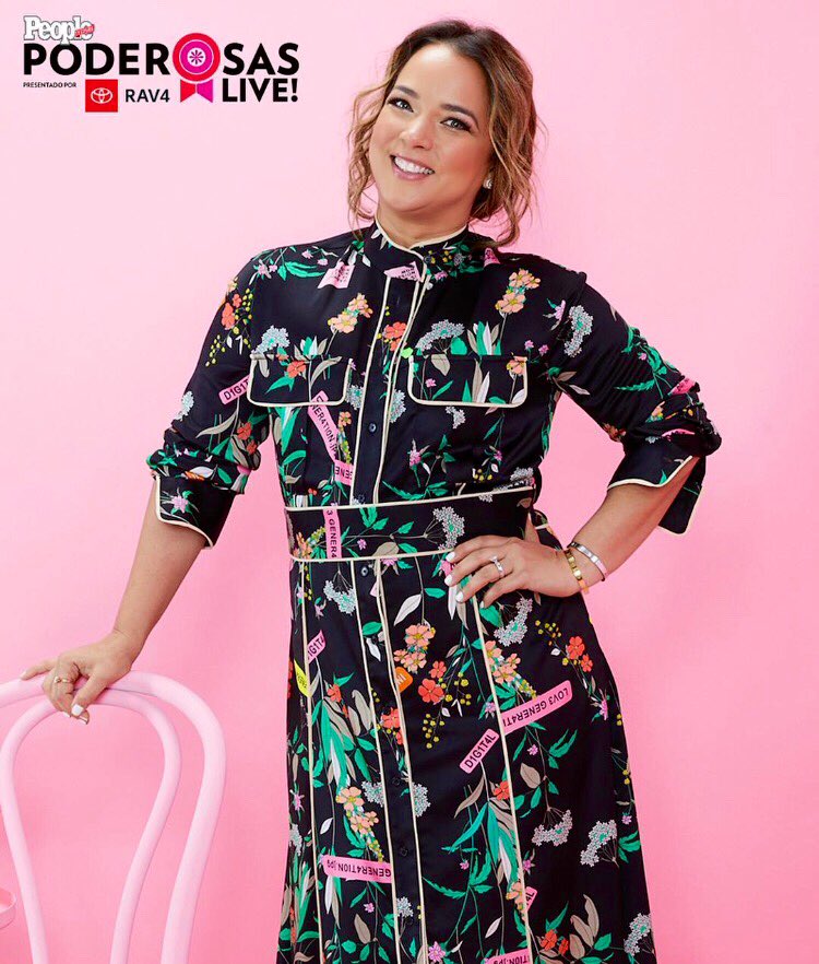 florcollazo's tweet image. Makeup for @AdamariLopez @peopleenespanol #25Poderosas #PoderosasLive #makeupbyflorcollazo