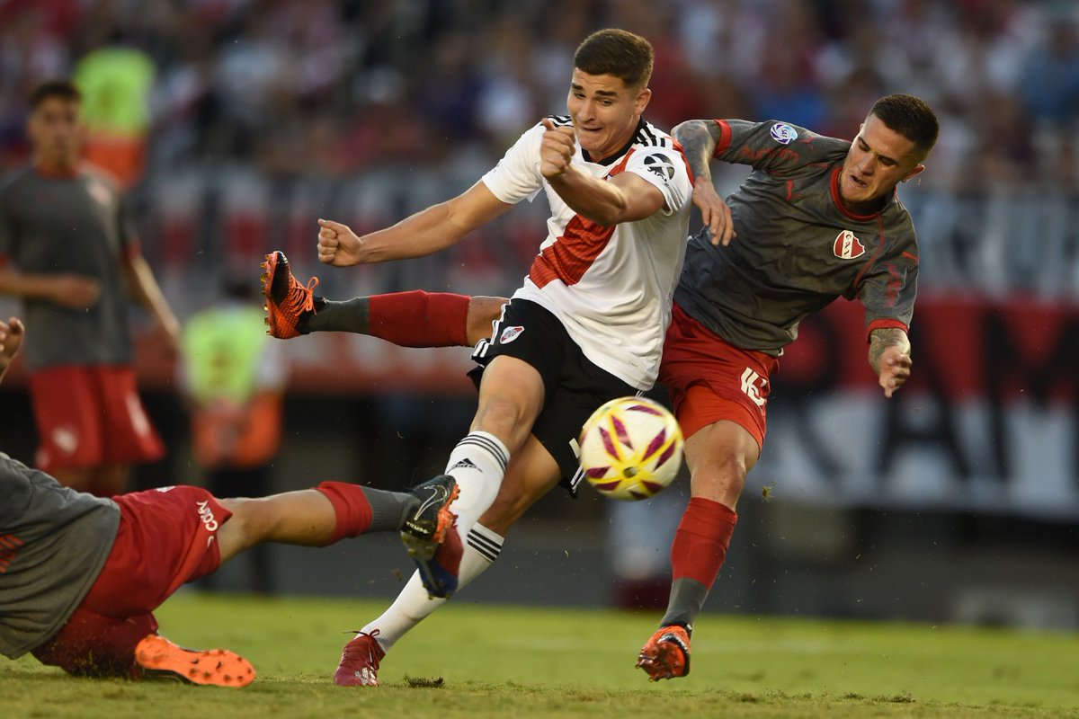 6° vez en la #EraGallardo en que convierten 2 jugadores ingresados distintos

2014:
-Libertad: Driussi y Simeone
-Banfield: Sánchez y Cavenaghi

2017
-Instituto: Pérez y Borré

2018
-Rácing: Palacios y Borré
-San Lorenzo: Fernandez y Borré

2019
-Independiente: Alvarez y Pratto