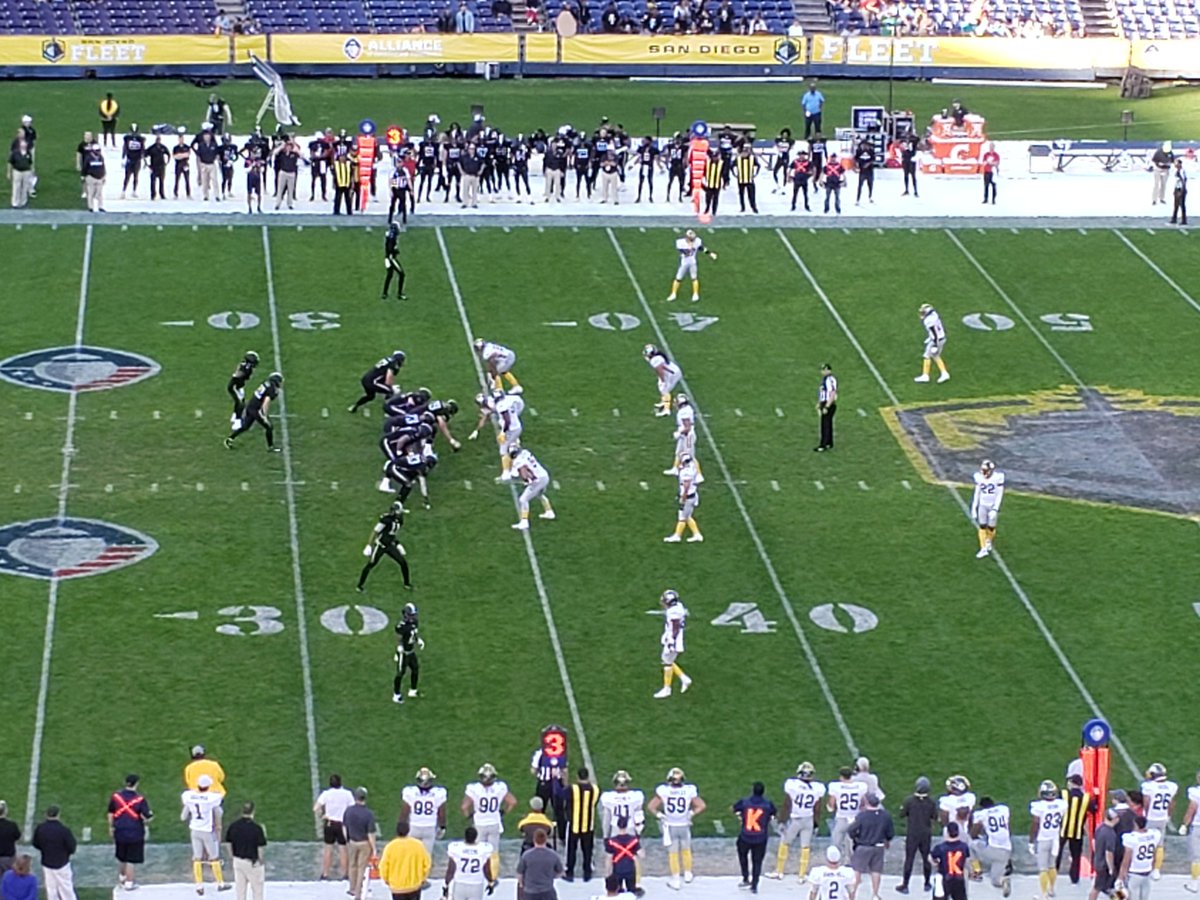 TheJasonMobbs's tweet image. New @AAFFleet record attendance tonight. 20,986 is your offical number from @EVT_News #SDFleet  #EVTNews