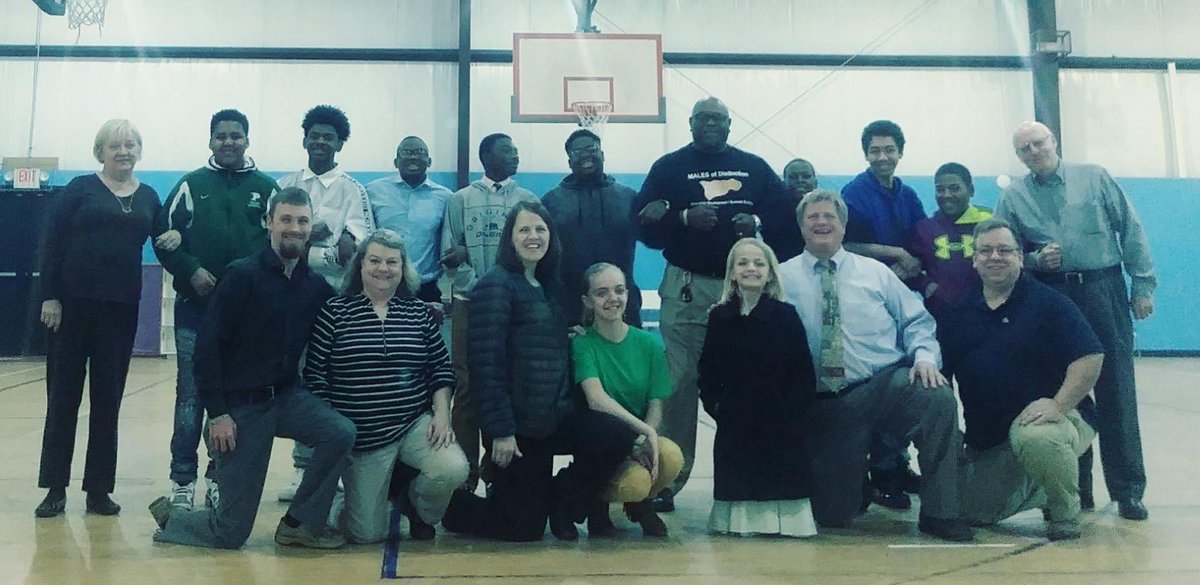TimGCarterSEEK's tweet photo. @amacktony Anthony McCauley, you are a heavy duty brother in Christ! My heart is full of love and gratitude to you for bringing those fine young men to worship with us this morning!!!! Slam- #Slamism #malesofdistinction #DearLifeMinistries https://t.co/lRIcrYY4Et