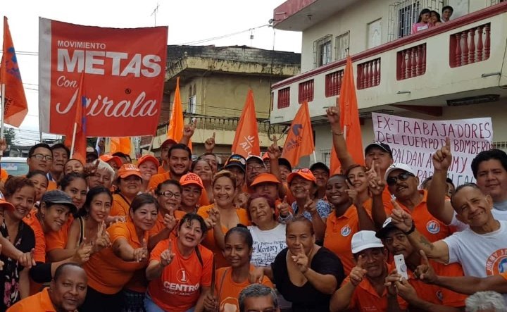 _alextortol's tweet photo. Recorriendo las calles de la  parroquia Febres Cordero y Ximena (Distrito 1) junto a nuestro futuro alcalde @jimmyjairala para dar a conocer sus propuestas y tener #ElMejorGuayaquilDeTodosLosTiempos https://t.co/O5VNhshnnV