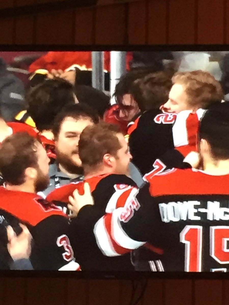Big shout out to the UNB men’s hockey team for bringing home the gold. #number8 #RedsNation #proudlyunb