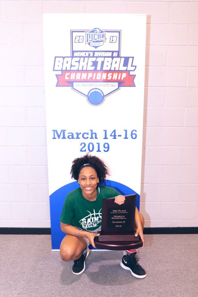 cntguardty's tweet image. can’t believe it’s really over😢 #commitmentcomingsoon🏀 once a saint, always a saint🤞🏽