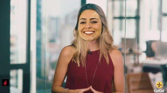 jsgisa's tweet photo. Oi, meu nome é Paula e eu sou racista, preconceituosa e finjo que tô bebada em todas as festas pra pagar de engraçadona mas na verdade sou forçada, chata e mesmo assim tem gente que passa pano pra tudo o que eu falo #ForaPaula https://t.co/uL1L4KzD9n