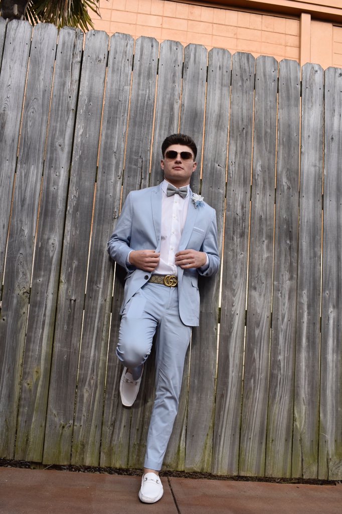 jasonwakefield_'s tweet image. Definitely saved the best for last #prom2k19 #morepicstocome