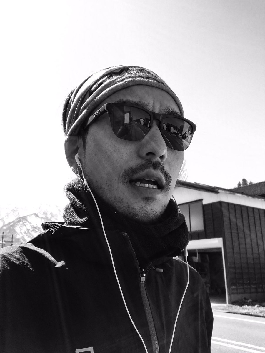 KFREE55r's tweet photo. #running #nike #runbaka #onyourmark #onyone #oakley #gyakusou https://t.co/ncSZ6e9yDQ