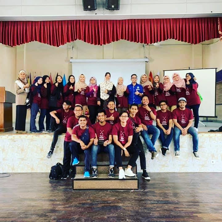 dna_uniform's tweet photo. Terima kasih @seauniklbmi yang sudi menempah tshirt untuk program di Penang baru ni..ade program boleh tempah lagi ye 😊
. 
Nak cetak tshirt tapi bajet ciput ? Kami sedia membantu anda !
.
Boleh PM / DM abang baju nak buat tu

Terima kasih sekali lagi ☺️

#seaunikl #seauniklbmi https://t.co/bp8hCCeANi