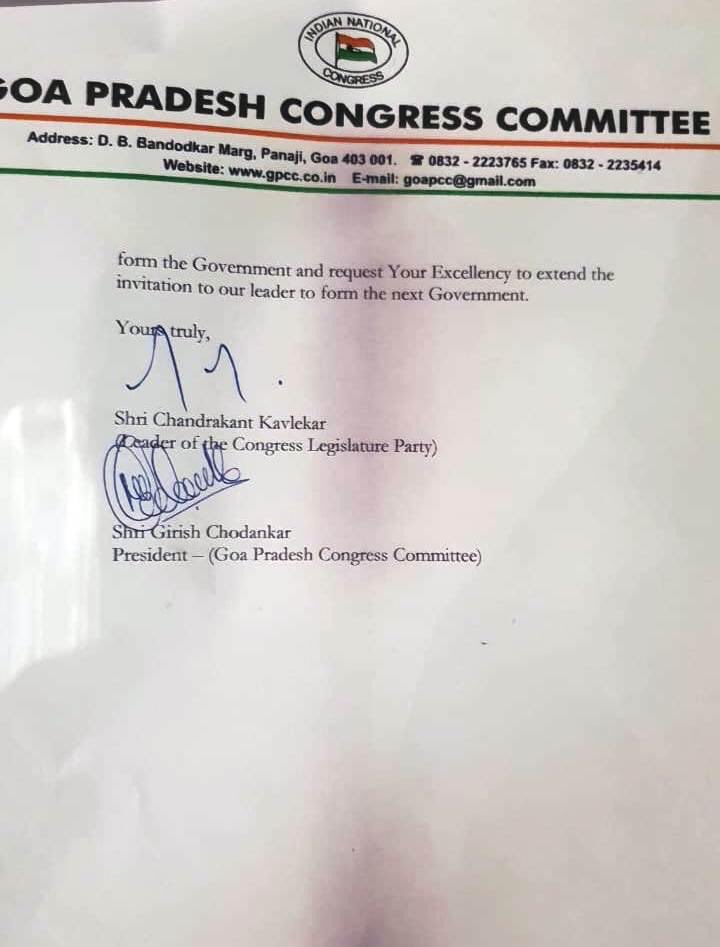 iamkaranbachani's tweet photo. Shame shame shame!!!
In morning @RahulGandhi only declared in media abut Goa Gvt at night shameless ppl wrote letter to the governer for their seats.
sattah ka itna moh kabhi nahi dekha, aur kitna giregi congress?? #ManoharParrikar #GoaCM #CongressMuktBharat #CongressCanRequest https://t.co/NRwog3ERl3