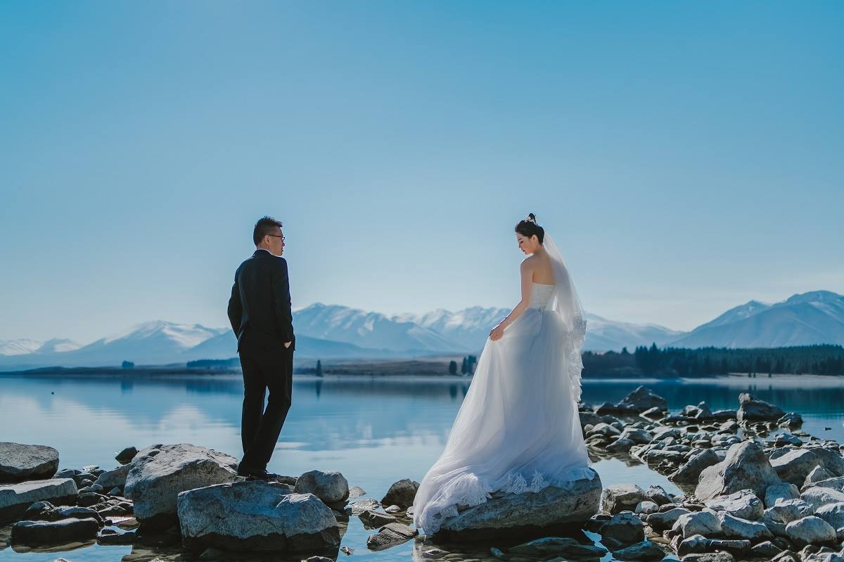 “Romance is the glamor which turns the dust of everyday life into a golden haze.” – Elinor Glyn
.
.
Photography: @phil_da_camera_dude
.
.
#mykiwiwedding #kiwiwedding #nzwedding #nzweddings #newzealandwedding #newzealandweddings #aucklandwedding #newzealandweddingvendor #wed