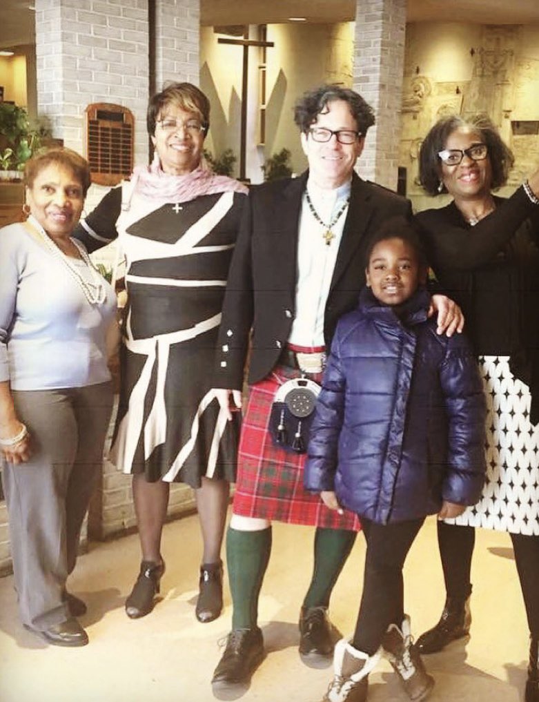 StGeorgesDC's tweet photo. #honortheancestors #StGeorgesDC #BloomingdaleDC #EDOW #wayoflove #stpatricksday #hewasborninscotland #onelove https://t.co/bmMRP3IMo6