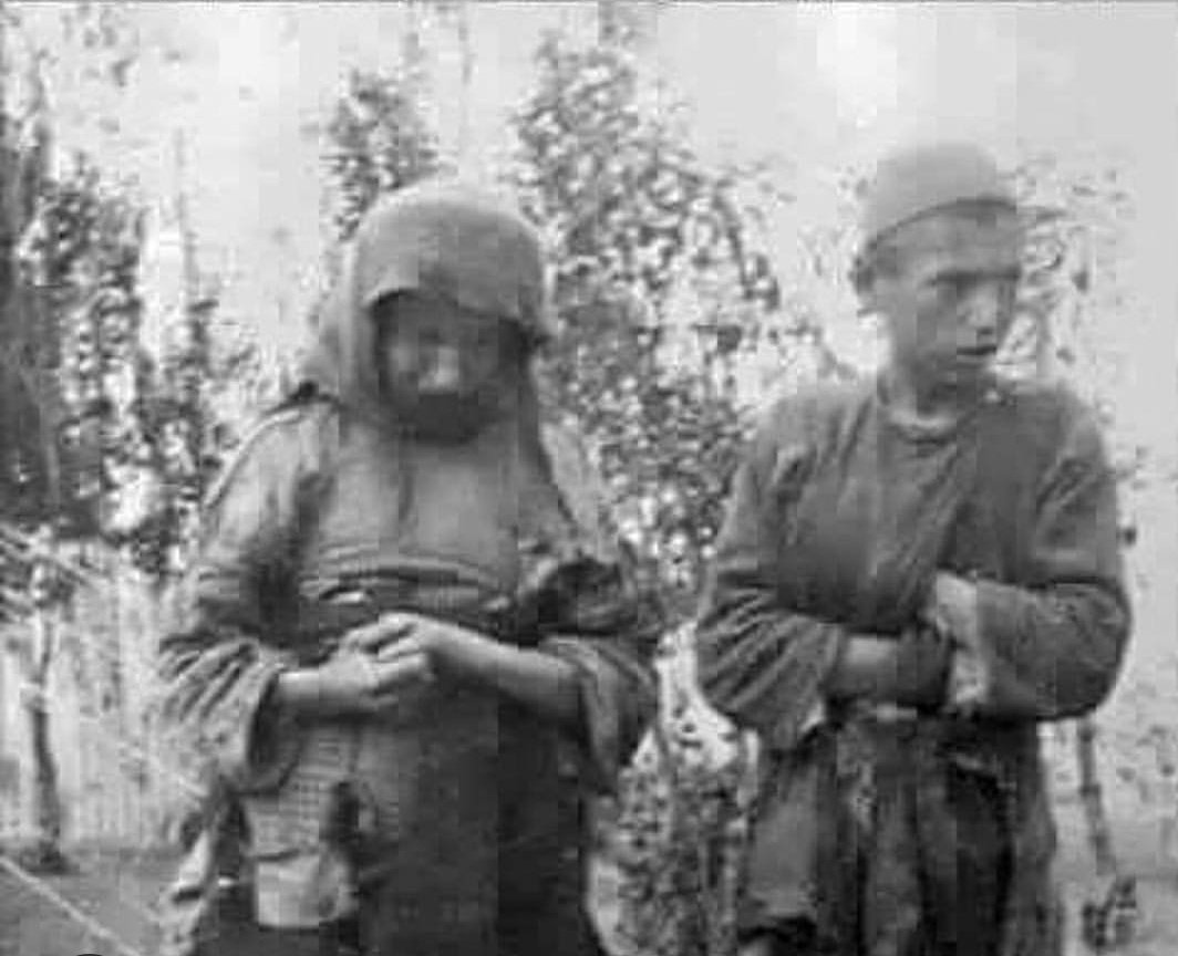 Bir annenin oğluna “Eğer bayrak inecekse, eğer ezan dinecekse gitte gelme oğul.” dediği harbin adıdır Çanakkale. #ÇanakkaleGeçilmez