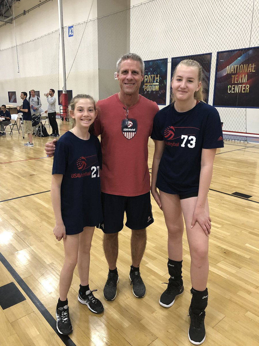 jcrobinson214's tweet photo. So proud of my little one who tried out for #usavolleyball High Performance Select Program today! #usavhpprogram #usavhp #karchkiraly @karchkiraly https://t.co/elf7WmQoLy