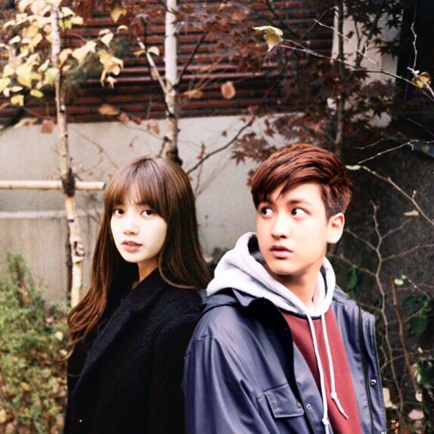 maknae_chan_xx's tweet photo. Chanwoo x Lisa shippers, where u at?
#ChanLis #Chanlice #SoompiAwards #TwitterBestFandom #TeamiKON @YG_iKONIC @ygofficialblink https://t.co/sbCky8QLkd