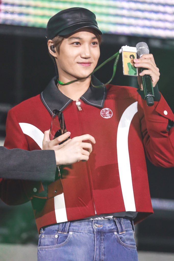 14TELEPORTATION's tweet photo. 190316 Green Nature 2019-EXO Fan Festival 
#kaiisgod
#김종인 #엑소카이 https://t.co/7KUwHHJmYj