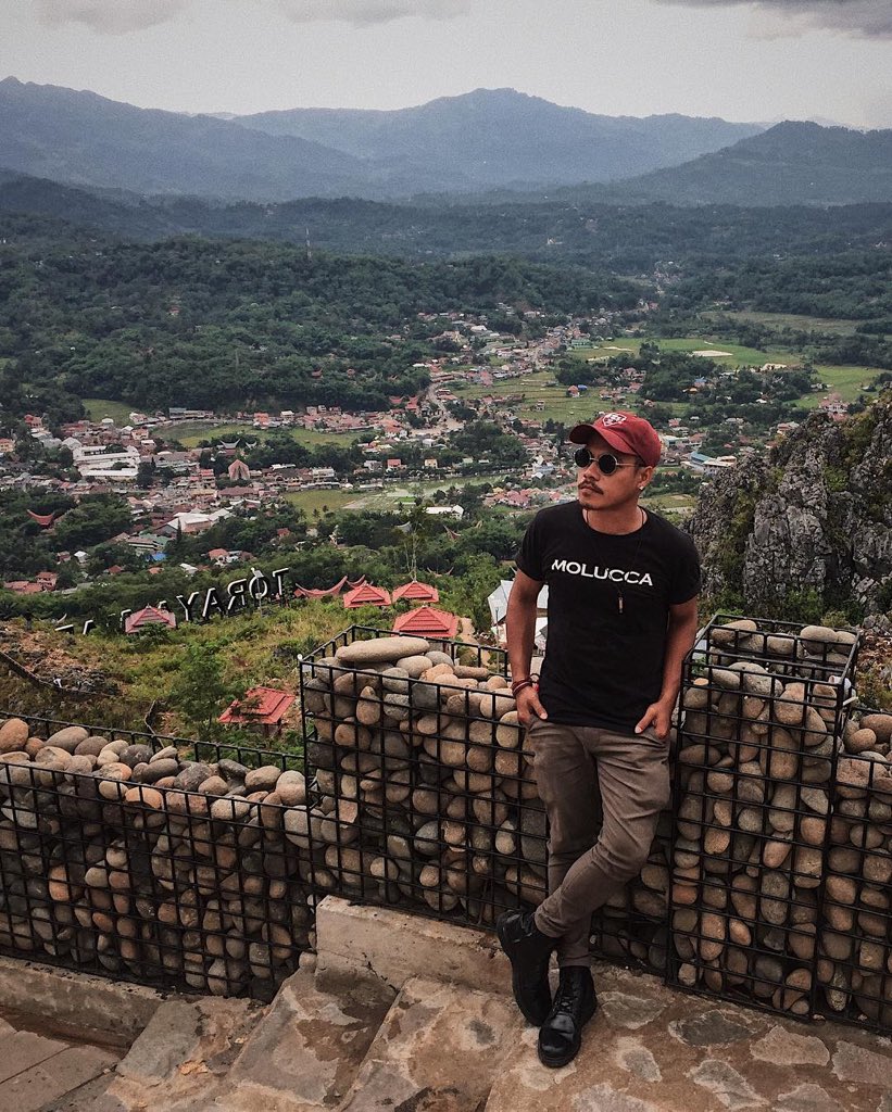 Ronal Regang with our #MoluccaTees
—
📍 Tana Toraja, Indonesia
create some good vibes!