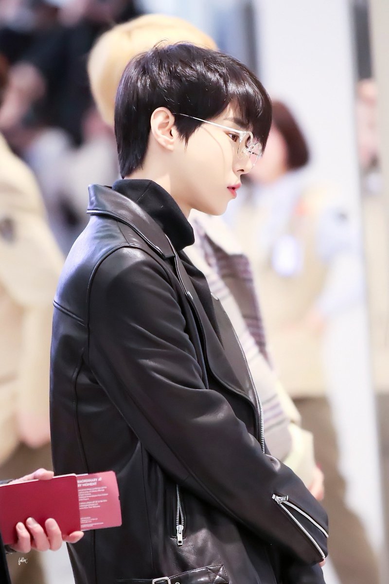 fallin9697's tweet photo. 190316 ICN
🐰🍼 sleepy bunny 💤

#도영 #DOYOUNG #NCT #NCT127 https://t.co/KDNYXQ4Q9M