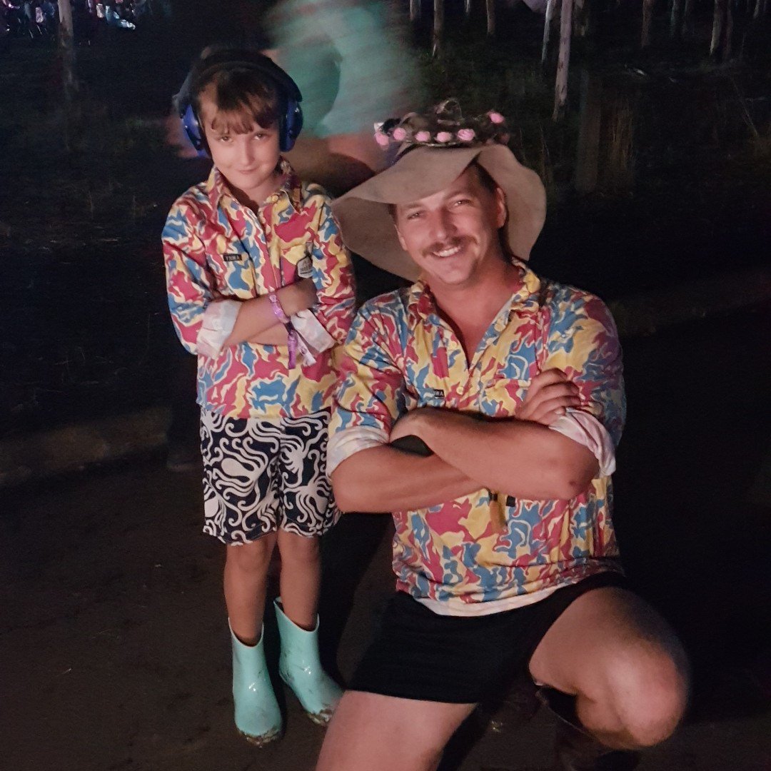 It wasn't just the electrical storm lighting up CMC Rocks over the weekend! While we were having our own little birthday bash TradeMutt was out in force at Australia's premiere country music event! Loving all the photo's and and the stories flooding in! Wish we were there!