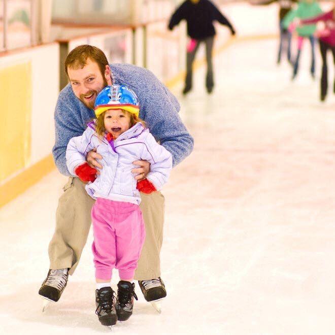 SkateNationPlus's tweet photo. Do you have a little one at home during the day? If so SkateNation Plus is the perfect place for a day time outing. Ice skate today from Noon-2p #totalfamilyfun https://t.co/XRxTWSDyP4