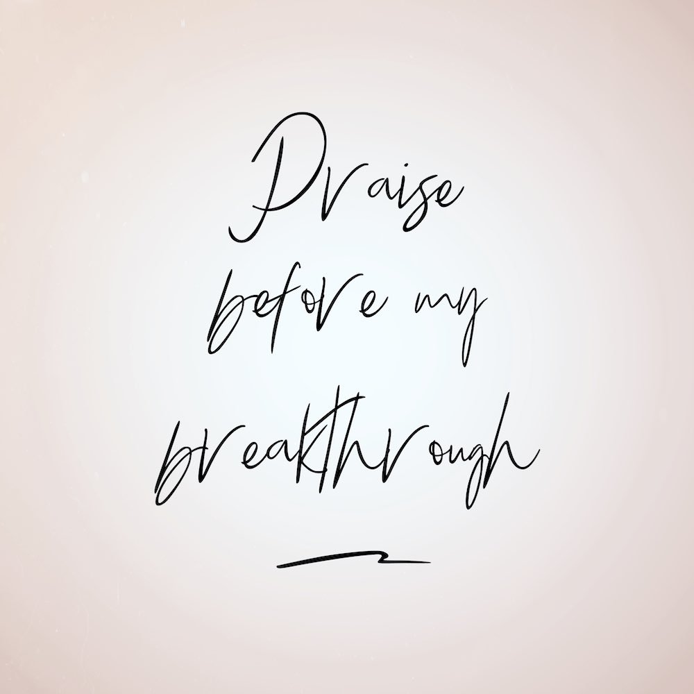 busygalhealth's tweet photo. So in love with this song
#worship #Praise #worshipthelord #praisebeforemybreakthrough https://t.co/ebelmUOUDY