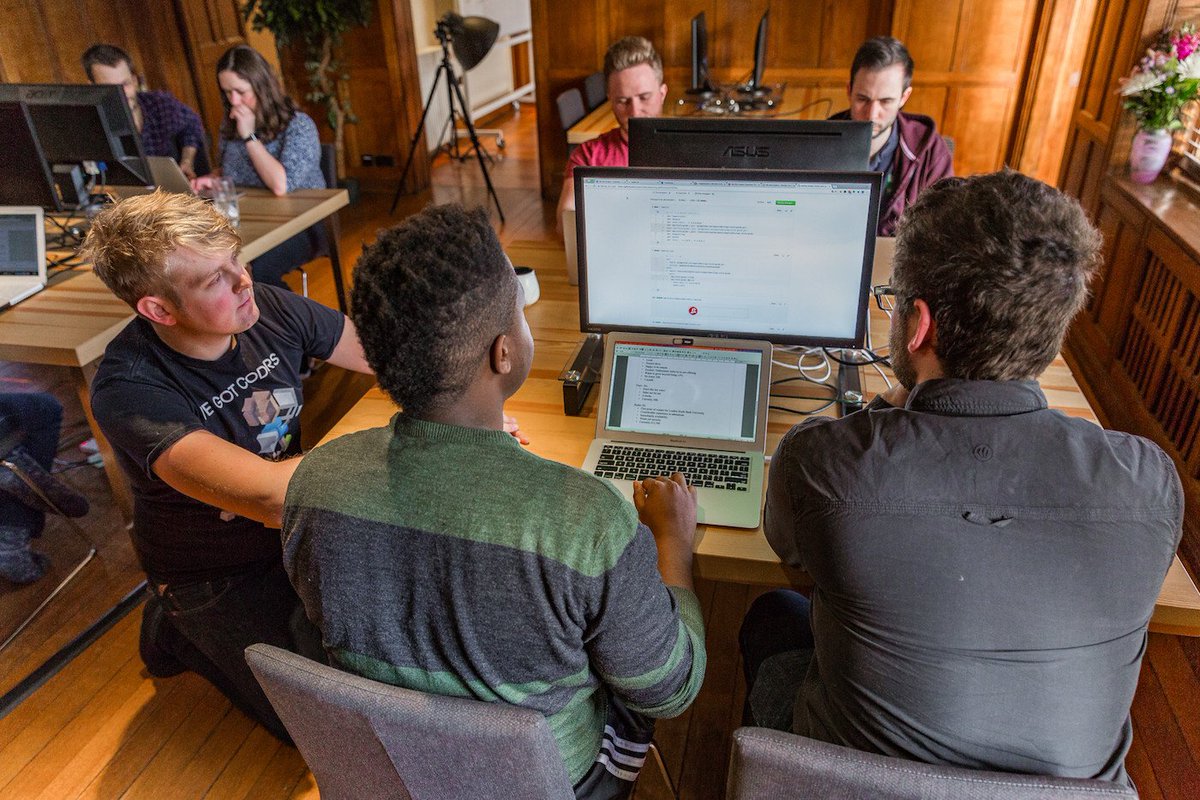 wegotcoders's tweet image. Learning from others around you in peaceful surroundings is what makes the best developers. Our 6-week #JavaScript residential course in the beautiful Surrey countryside is the ultimate coding getaway. Starts July 2019. See wegotcoders.com/courses/ for more details.