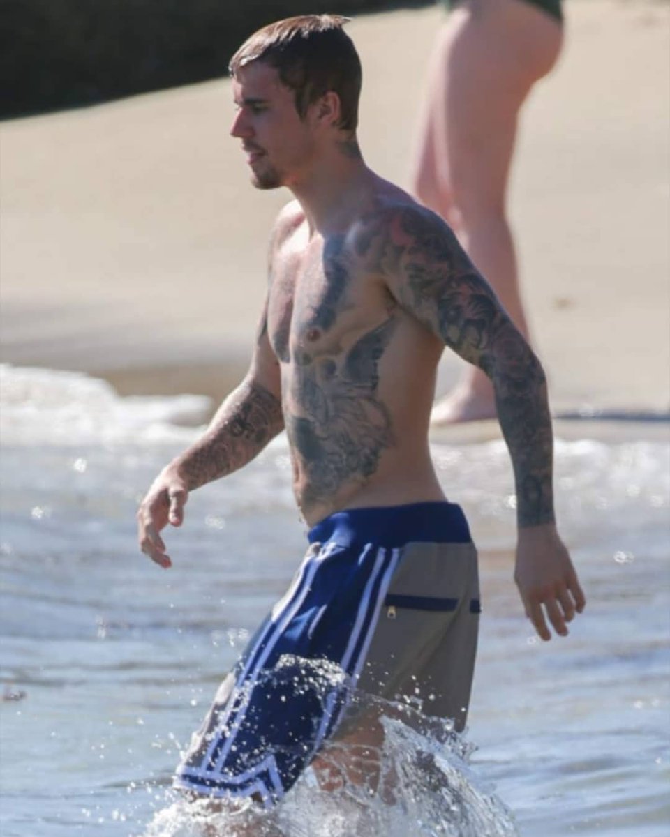 acrazybelieber3's tweet photo. More photos @justinbieber in Laguna beach in California
.
.
.
.
.
..#justinbestfan @CapitalOfficial @justinbieber https://t.co/8zAu5QbsQt