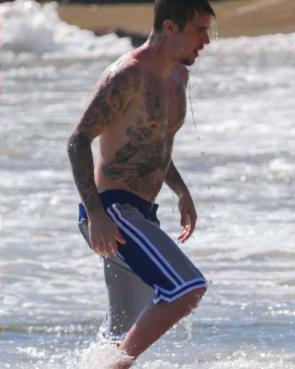 acrazybelieber3's tweet photo. More photos @justinbieber in Laguna beach in California
.
.
.
.
.
..#justinbestfan @CapitalOfficial @justinbieber https://t.co/8zAu5QbsQt