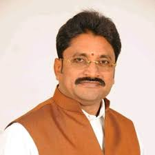 News9Tweets's tweet image. #BIGNEWS: @INCKarnataka MLA #SNNarayanaswamy accused #Kolar MP #KHMuniyappa of having indulged in hate politics. #Narayanaswamy also threatened of dire consequences if KH Muniyappa is given a ticket to contest in #LokSabha polls.