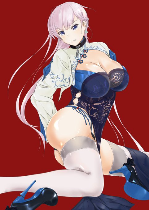 ヒールが折れた #アズレン #アズールレーン #ベルファスト(アズールレーン) #チャイナドレス #おしり #ニーソ #ヒール #ロングヘアー #胸 #透けた肌  