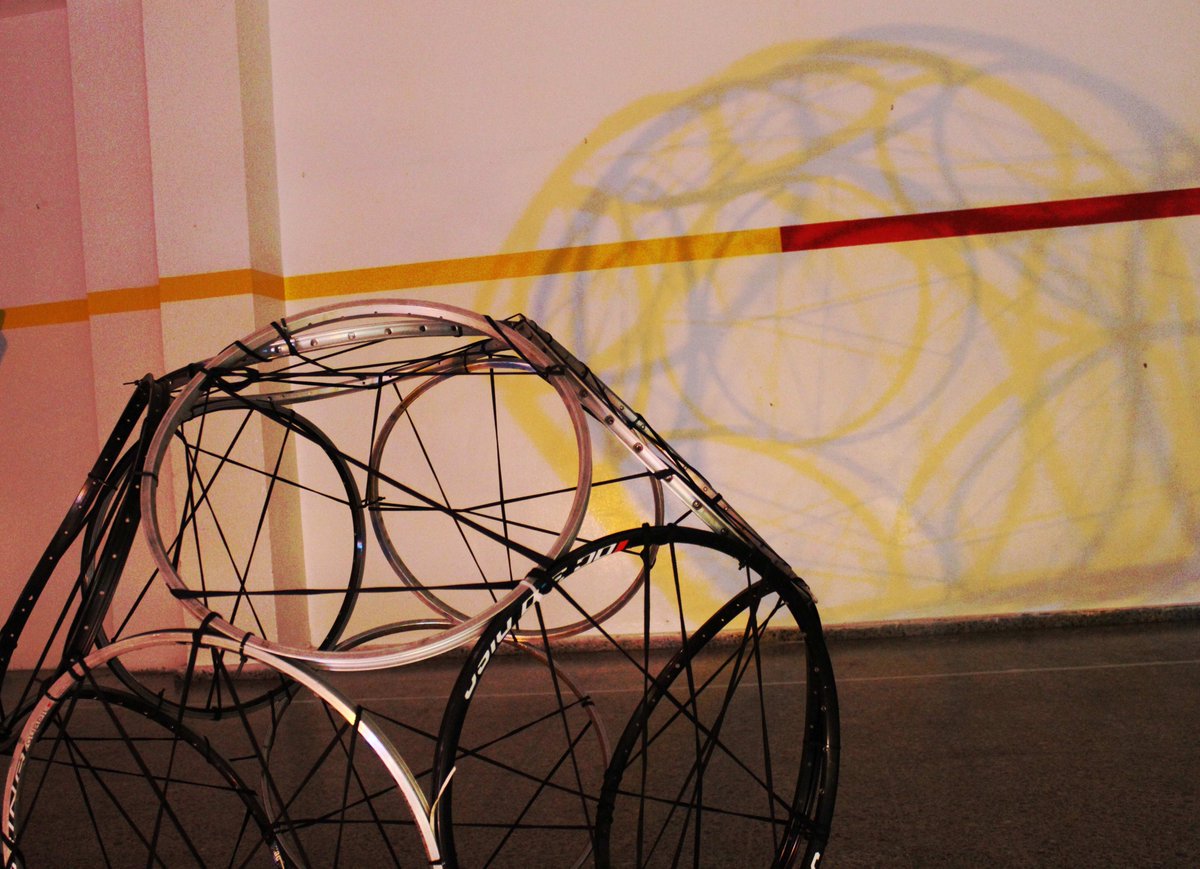 CREATECTURA's tweet photo. #CIECH2019 . #Serendipizando con llantas de bicicletas en @HeidelbergTweet https://t.co/cPy2X6oxY8