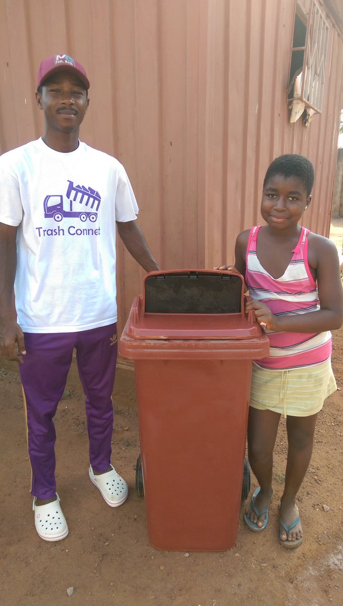 boringmogul's tweet photo. @trashconnectgh 1 house 1 bin project .. awesome guys.. #TrashtagChallenge @ameyaw112 @Citi973 @citinewsroomgh @NAkufoAddo @RAkufoAddo @AccraMetropolis @MayorAdjeiSowah @ZoomlionLtd @USEmbassyGhana @UNDPGhana https://t.co/gr6ywwxUjt